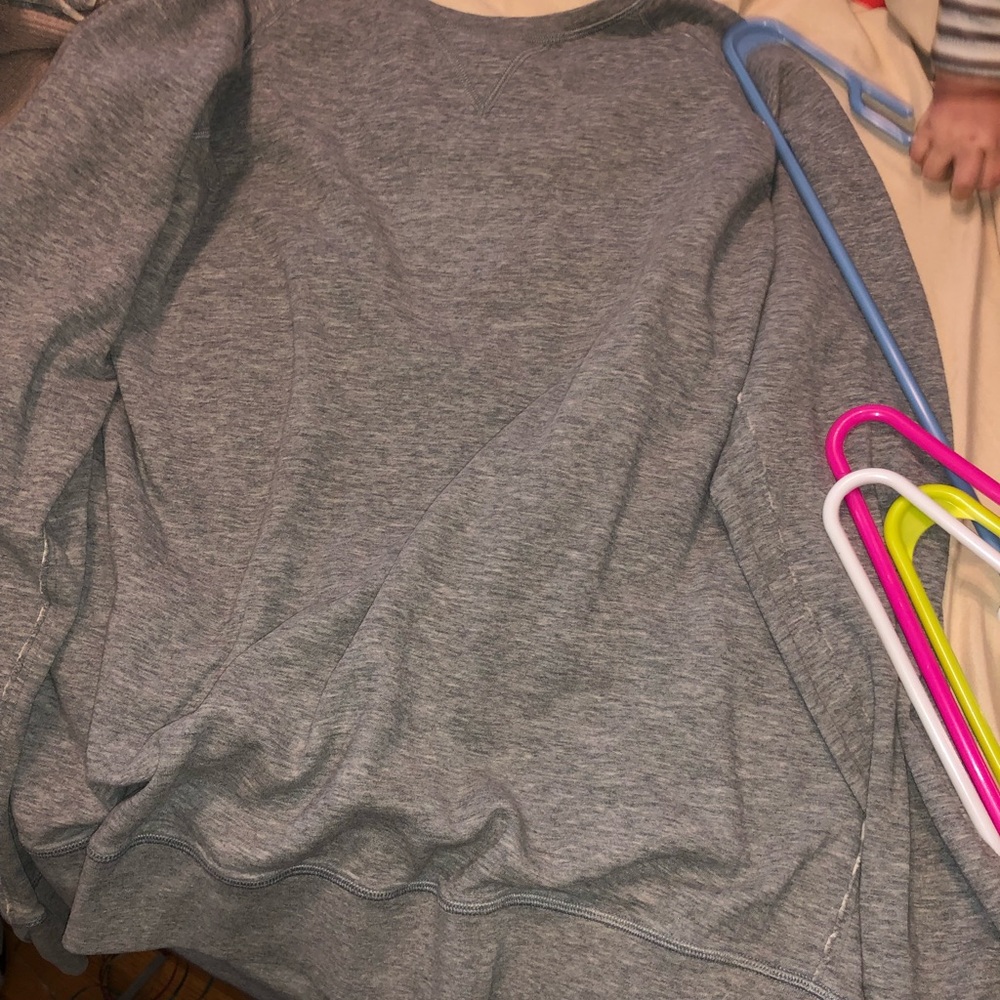 Lululemon Women’s Sweatshirt